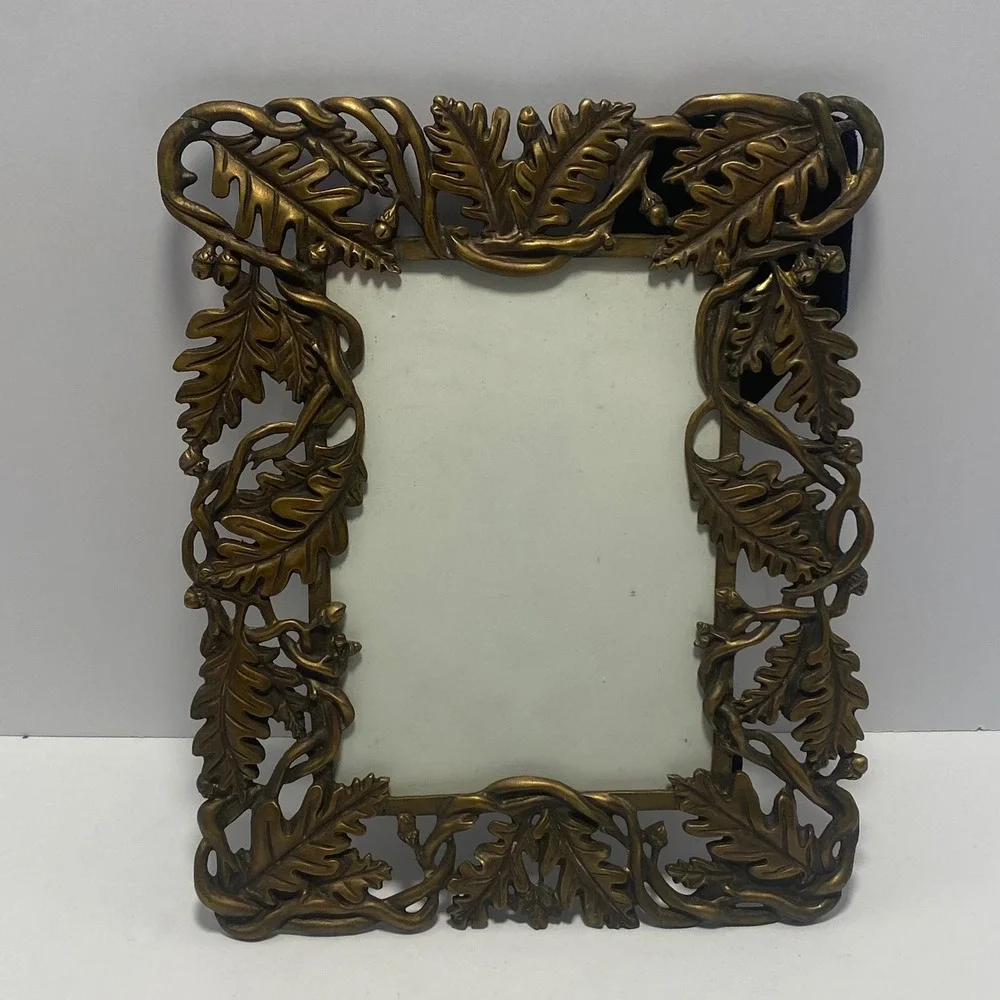 Unbranded Photo Frame 4x6 5x7 Gold Excellent Oak Leaf Acorn Metal Vintage